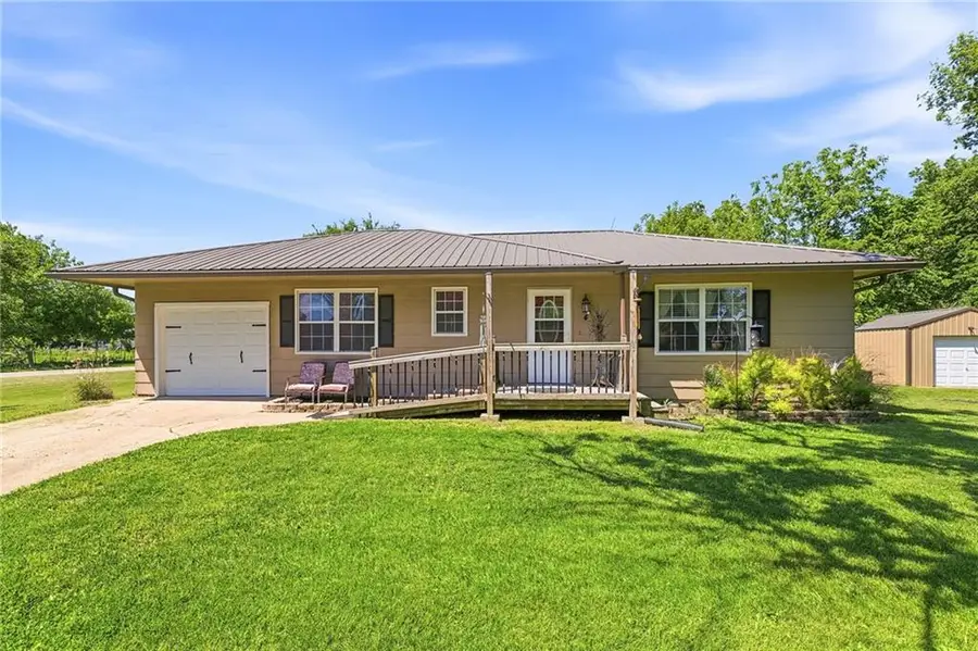 4 Skyline Drive, Adrian, MO 64720 - #2