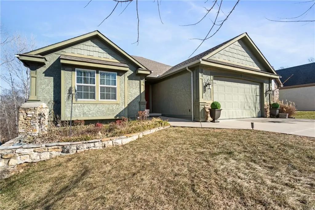 483 S 137th Place, Bonner Springs, KS 66012 - #1