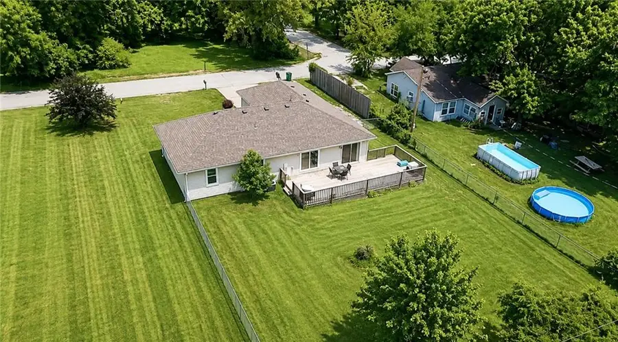 411 10th Street, Garden City, MO 64747 - #2