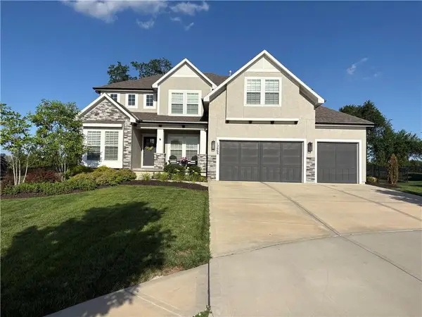 12669 S Wrangler Street, Olathe, KS 66061