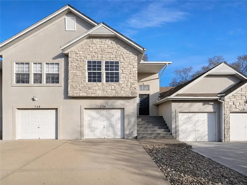 726 S Woodson Lane, Gardner, KS 66030 - #1