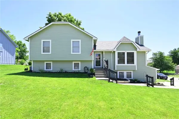 539 Lauren Street, Liberty, MO 64068