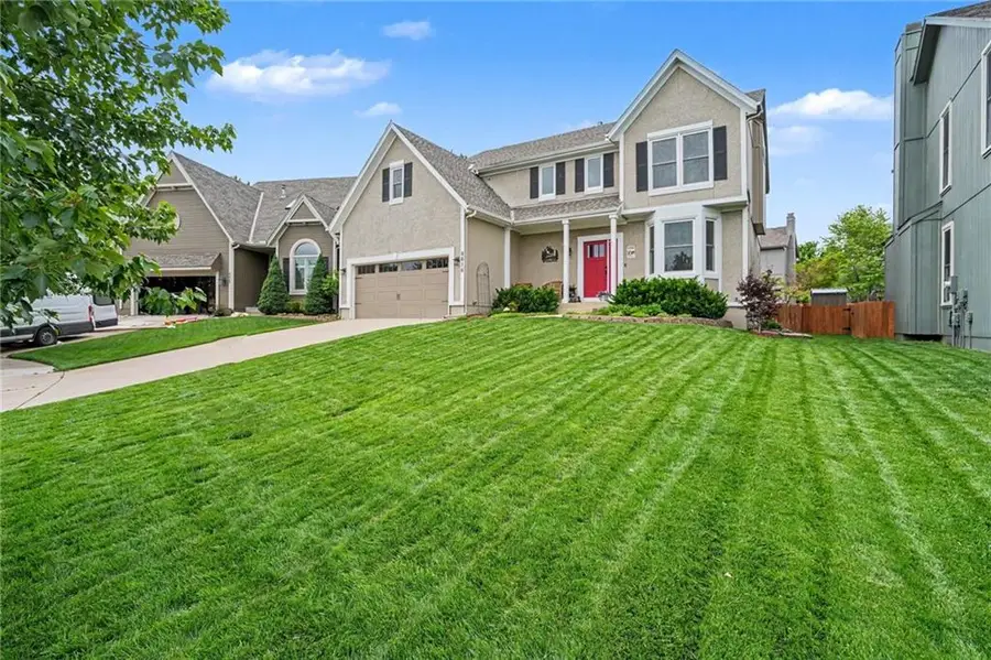8616 W 127th Place, Overland Park, KS 66213 - #2