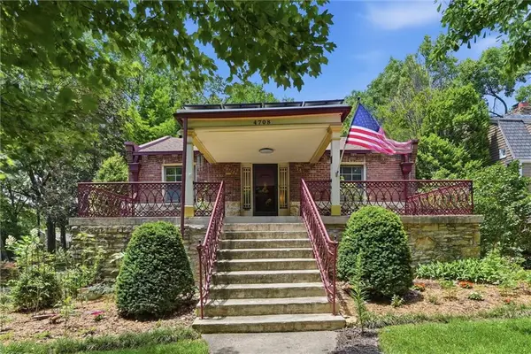 4708 Rockhill Road, Kansas City, MO 64110
