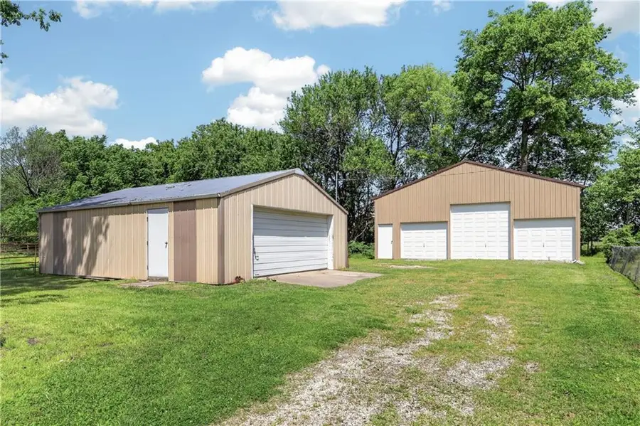 10784 70th Street, Chetopa, KS 67336 - #3