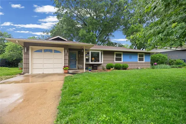 2214 Learnard Avenue, Lawrence, KS 66046