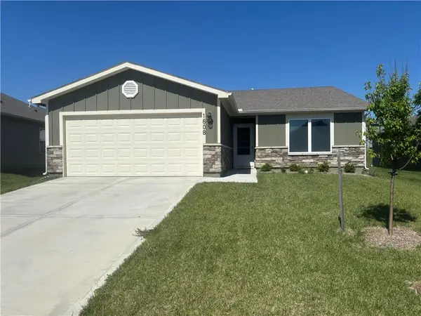 1608 Maci Street, Belton, MO 64012
