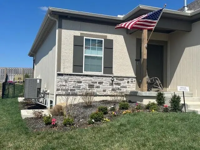 25034 W 94th Terrace, Lenexa, KS 66227 - #2