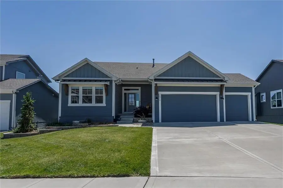 13317 W 181st Place, Overland Park, KS 66013 - #2