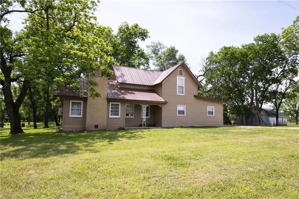 2039 Cr 26000 Road, Parsons, KS 67357 - #1
