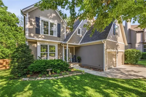 8803 W 132 Terrace, Overland Park, KS 66213