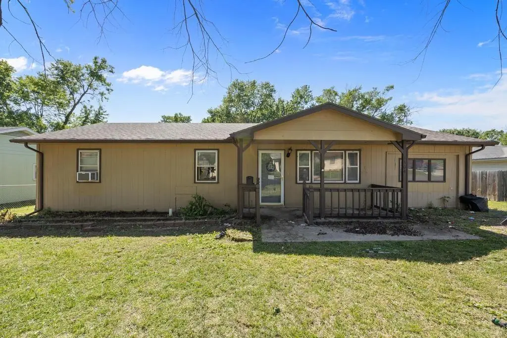 1304 S Little Street, Fort Scott, KS 66701 - #1