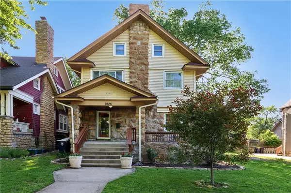 3925 Manheim Road, Kansas City, MO 64110