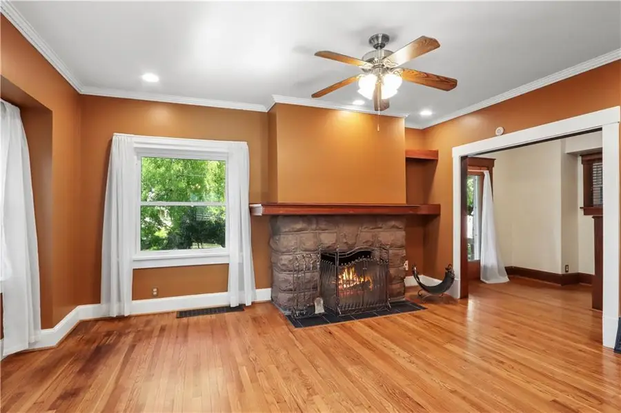 3925 Manheim Road, Kansas City, MO 64110 - #3
