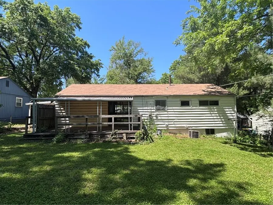 8507 Eastern Avenue, Kansas City, MO 64138 - #3