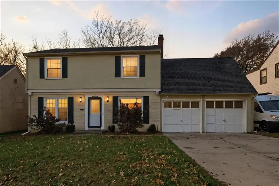 8004 Holmes Road, Kansas City, MO 64131 - #2