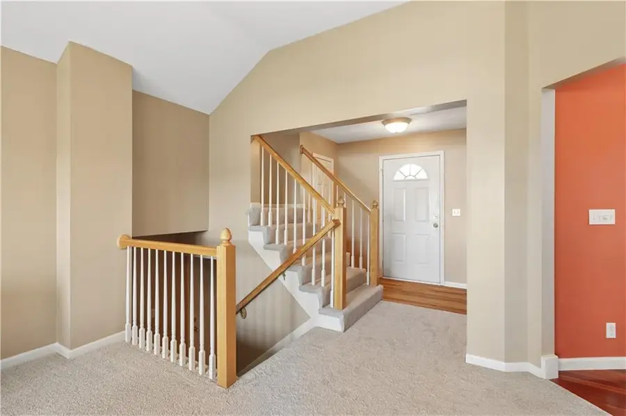 1004 E Pumpkin Ridge Street, Gardner, KS 66030 - #3