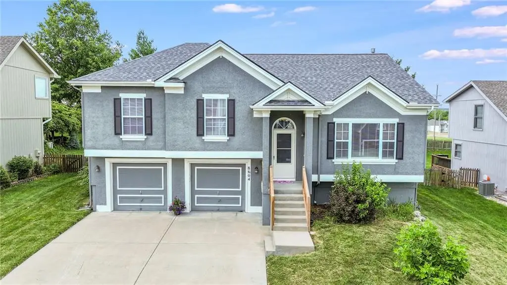 8604 NE 75th Terrace, Kansas City, MO 64158 - #1