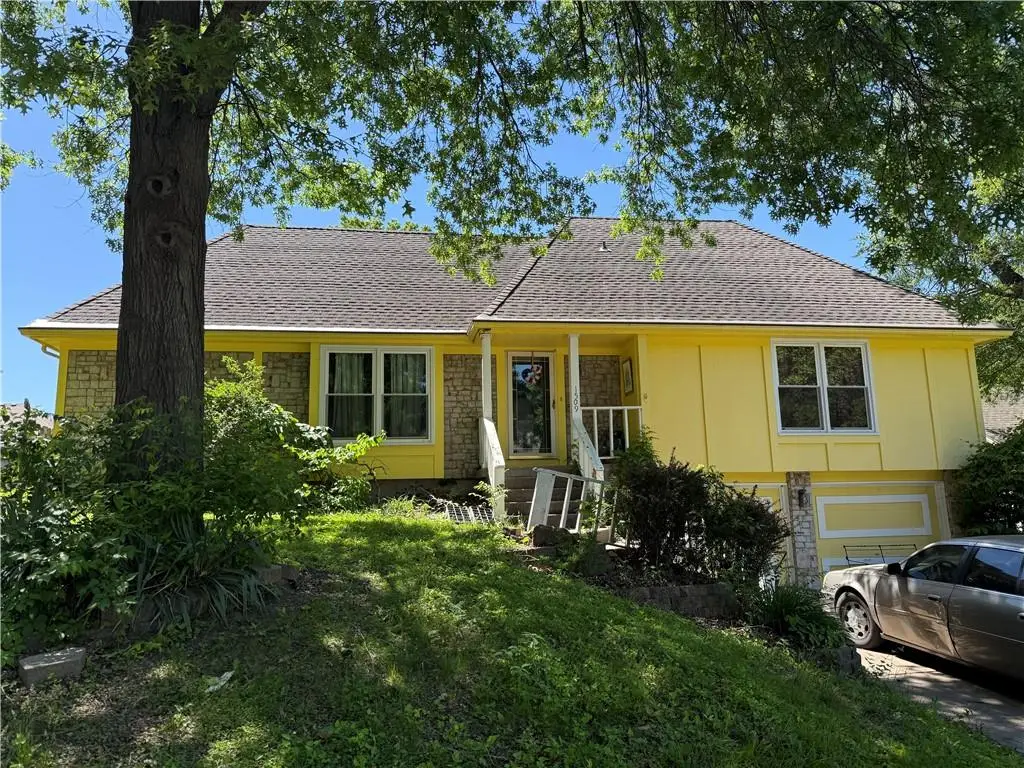 1509 S 24th Street, Blue Springs, MO 64015 - #1