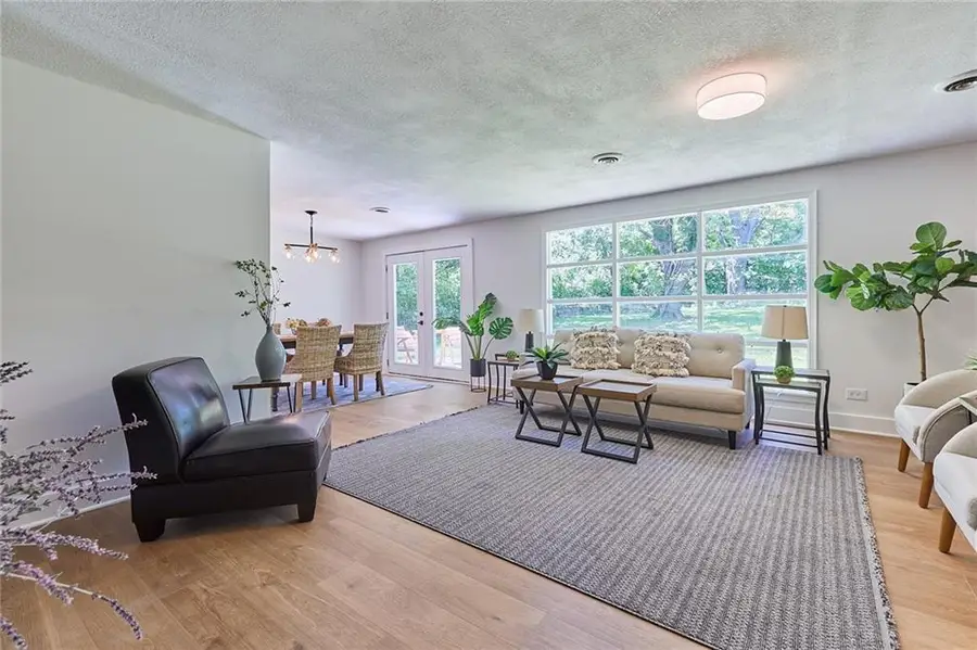 7204 Raytown Road, Raytown, MO 64133 - #3