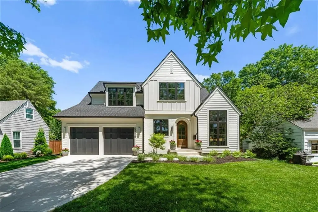 5216 W 73rd Street, Prairie Village, KS 66208 - #1