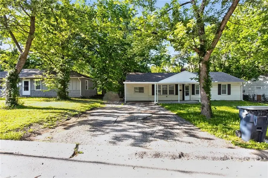 8212 111th Terrace, Kansas City, MO 64134 - #2