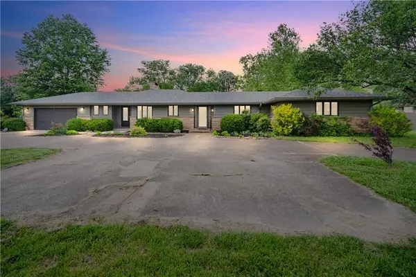 515 Barton Avenue, Parsons, KS 67357