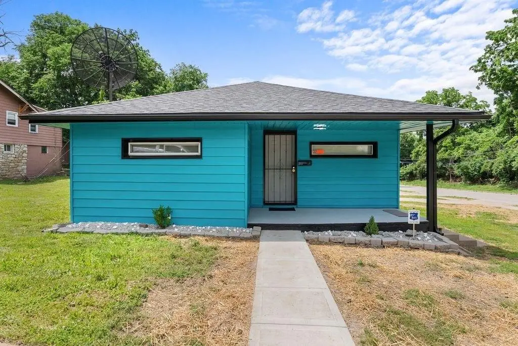 3421 E 55th Street, Kansas City, MO 64130 - #1