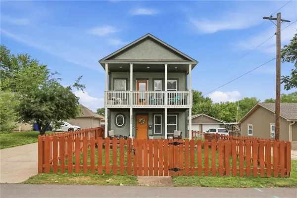 1309 SW South Avenue, Blue Springs, MO 64015