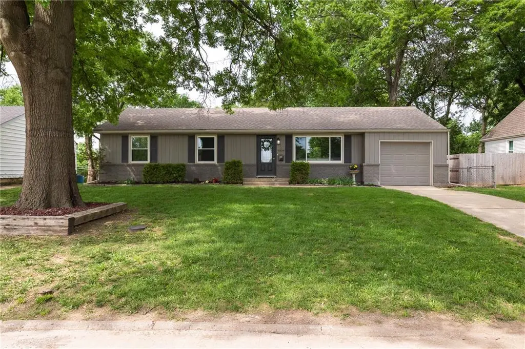 9208 Washington Street, Kansas City, MO 64114 - #1