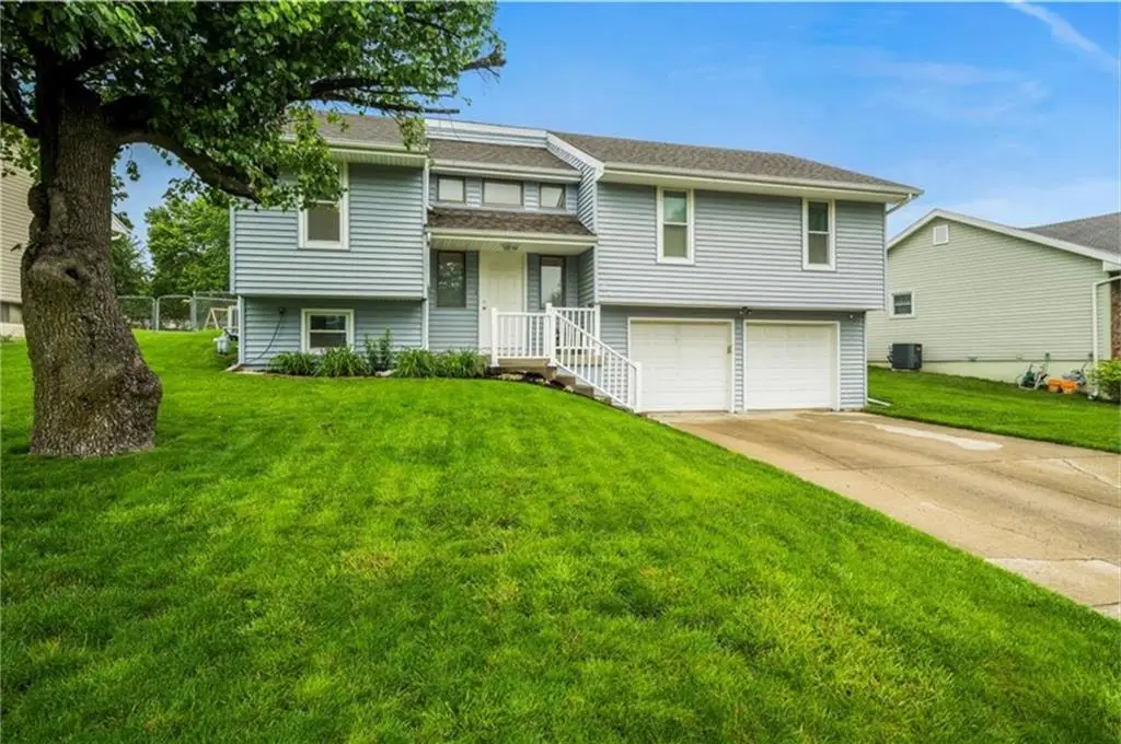 24 NW 101st Terrace, Kansas City, MO 64155 - #1