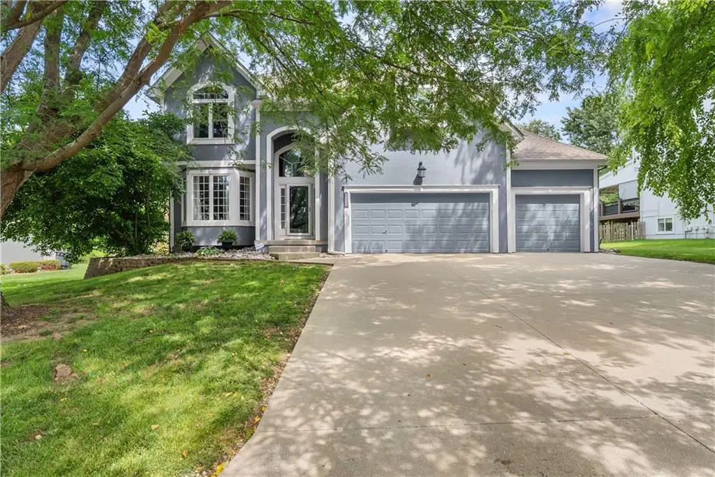 5717 NE Coral Drive, Lees Summit, MO 64064 - #1