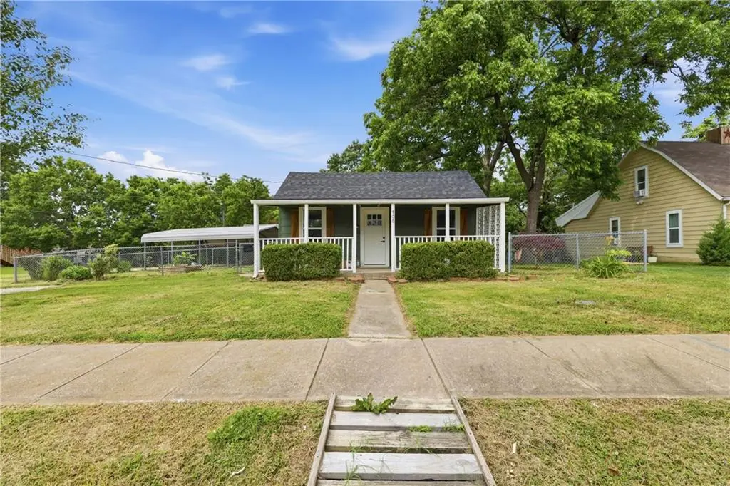 706 S Butler Drive, Harrisonville, MO 64701 - #1