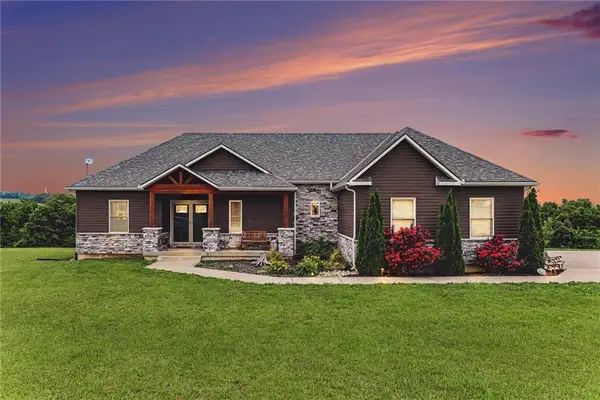1679 NW 515th Road, Kingsville, MO 64061
