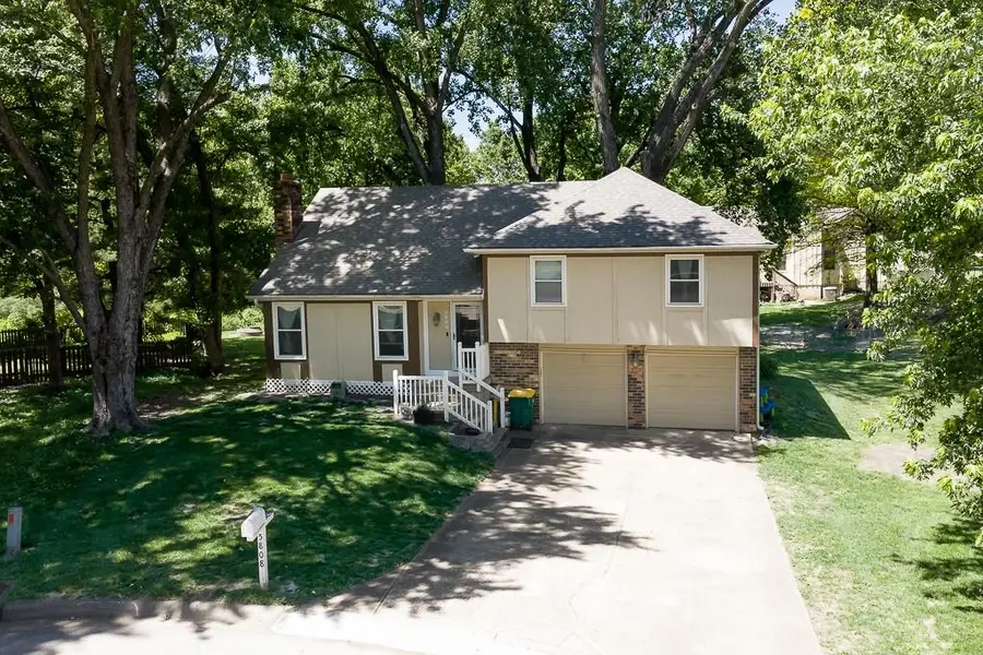 5808 Clark Circle, Kansas City, KS 66106 - #2