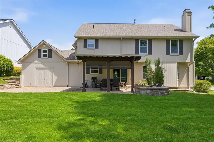 7638 N Pomona Avenue, Kansas City, MO 64152 - #3