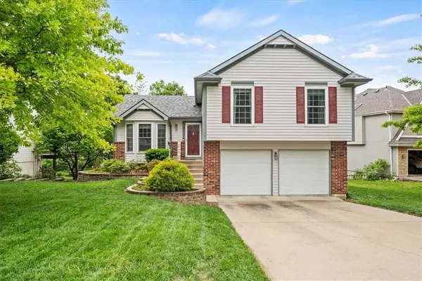 9411 W 47th Terrace, Shawnee, KS 66203