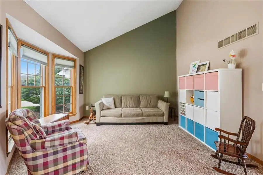 9411 W 47th Terrace, Shawnee, KS 66203 - #3