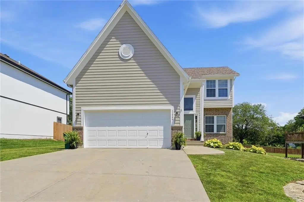 11448 Parkview Avenue, Kansas City, KS 66109 - #1