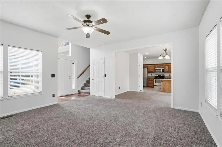 11448 Parkview Avenue, Kansas City, KS 66109 - #2