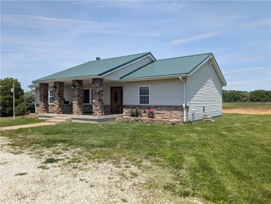 470 SW 850 Road, Chilhowee, MO 64733 - #3