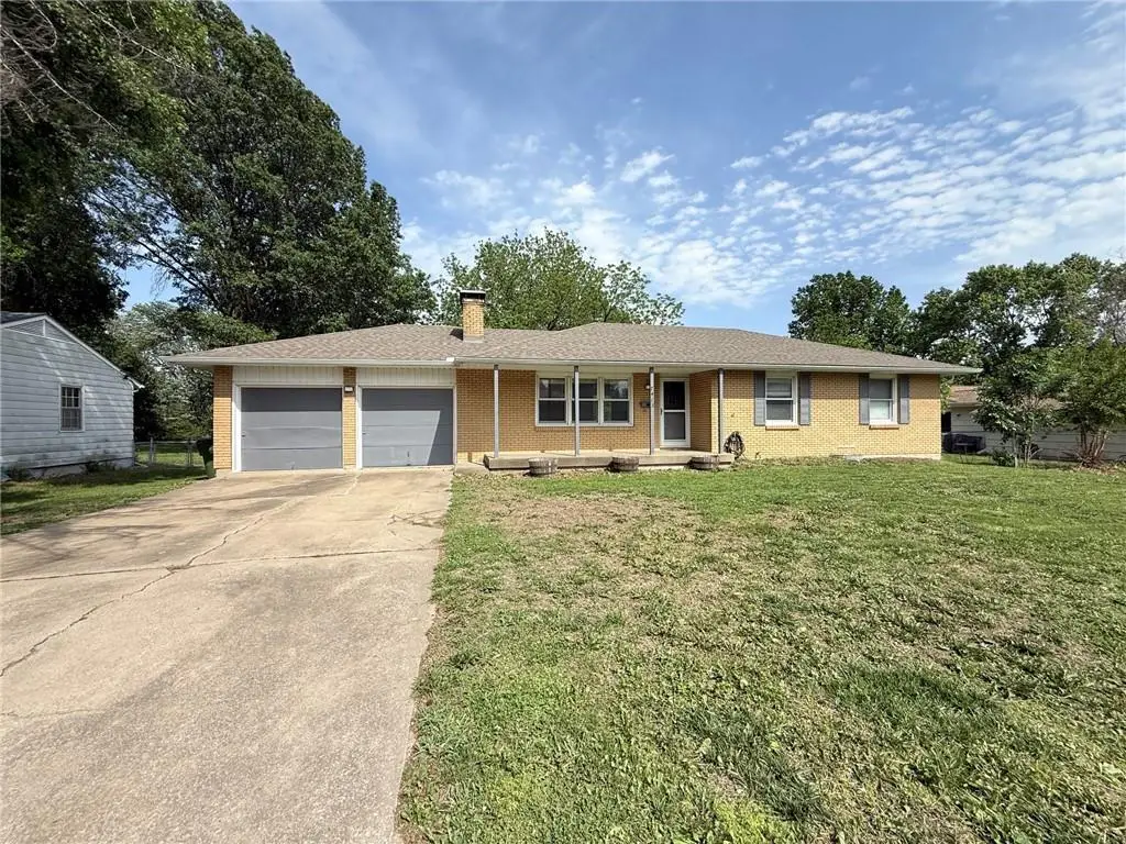 7413 Hedges Avenue, Raytown, MO 64133 - #1