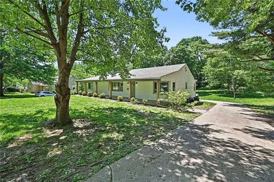 613 E Red Road, Independence, MO 64055 - #2