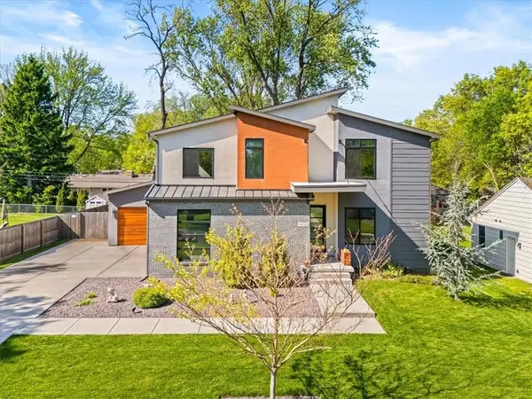 4706 W 65th Terrace, Prairie Village, KS 66208