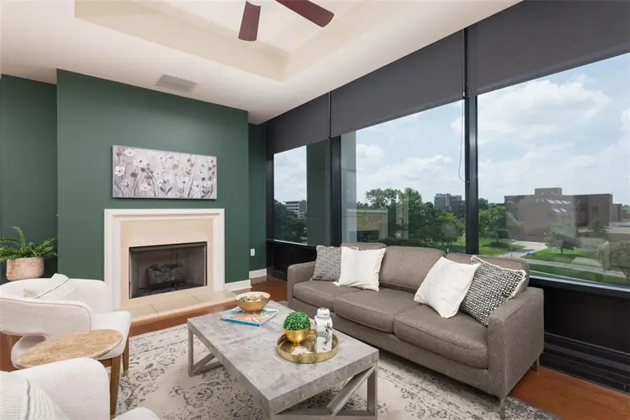 700 W 31st Street #407, Kansas City, MO 64108 - #3
