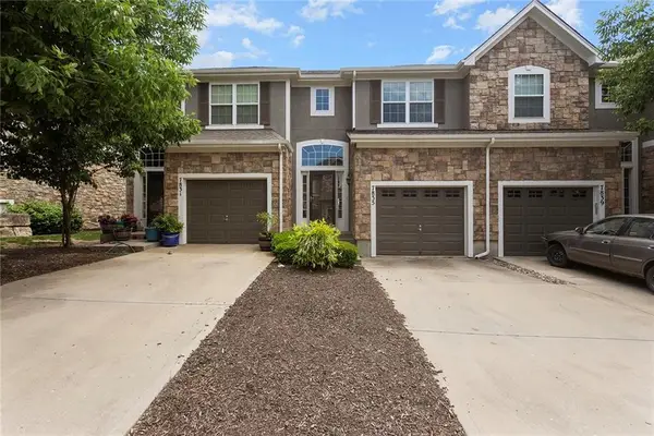 7835 W 158 Court, Overland Park, KS 66223
