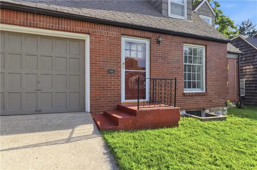 500 E 66th Terrace, Kansas City, MO 64131 - #3