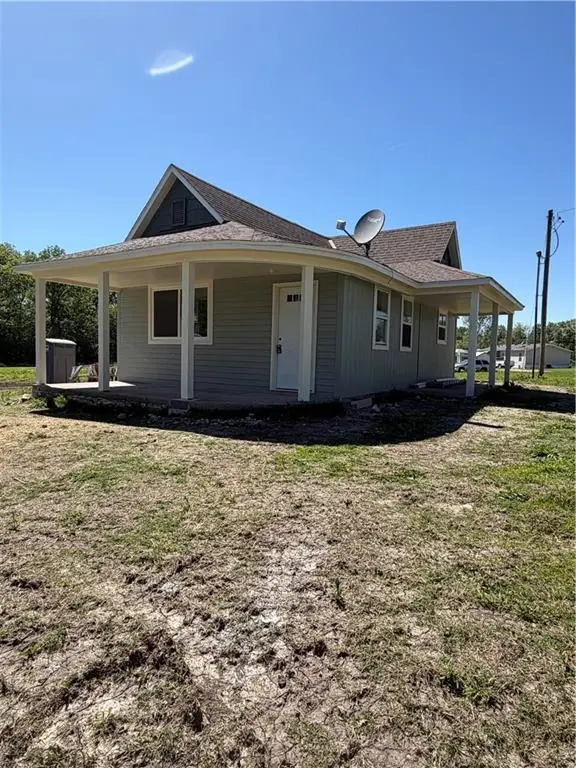 103 E Street, Creighton, MO 64739 - #2