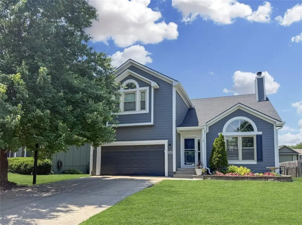 15730 S Kenwood Street, Olathe, KS 66062 - #1