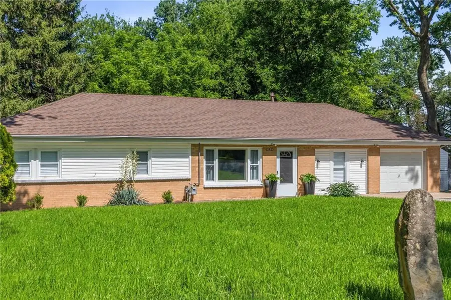 3225 N 74th Street, Kansas City, KS 66109 - #2